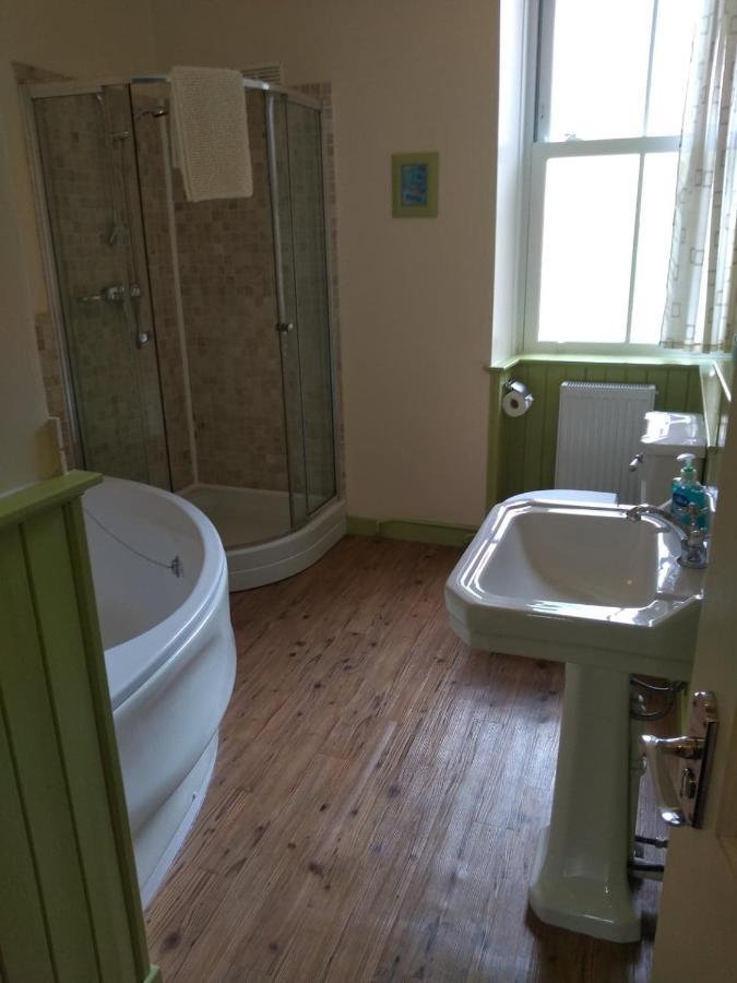 Tirionfa Guest House Criccieth Esterno foto