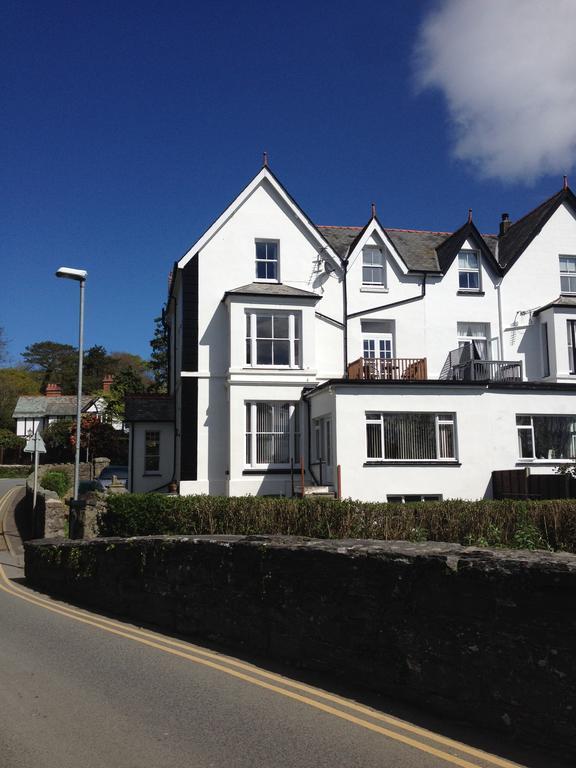 Tirionfa Guest House Criccieth Esterno foto